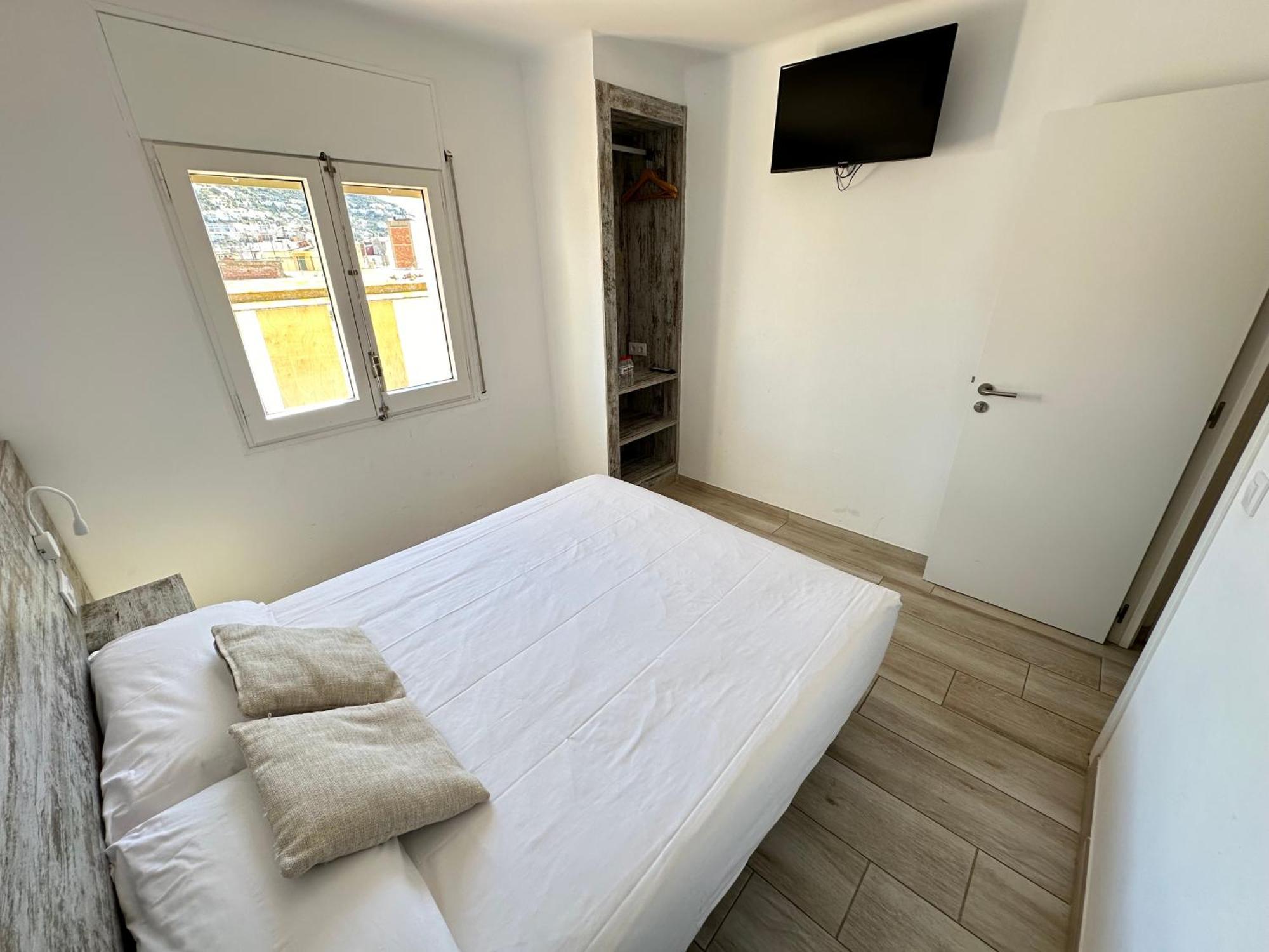 Agi Gloria Rooms Roses Exterior photo
