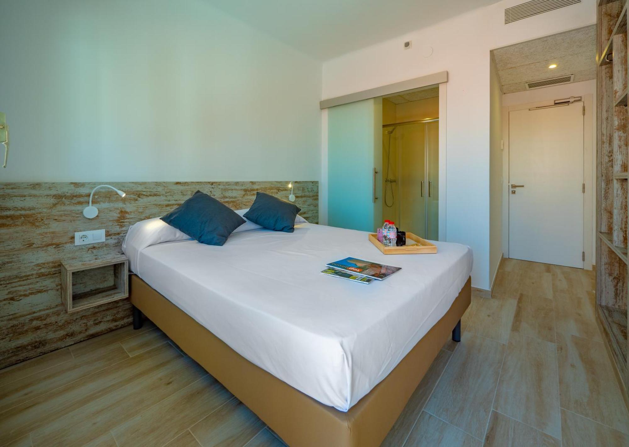 Agi Gloria Rooms Roses Exterior photo